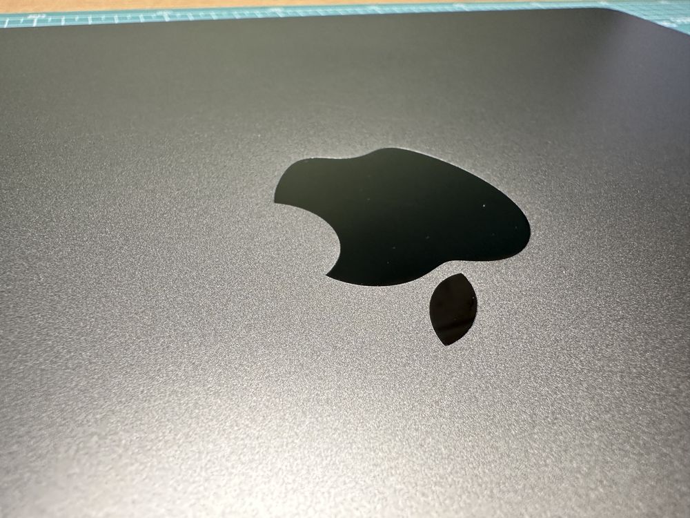 Macbook Pro 14 M1 Pro в перфектно състояние