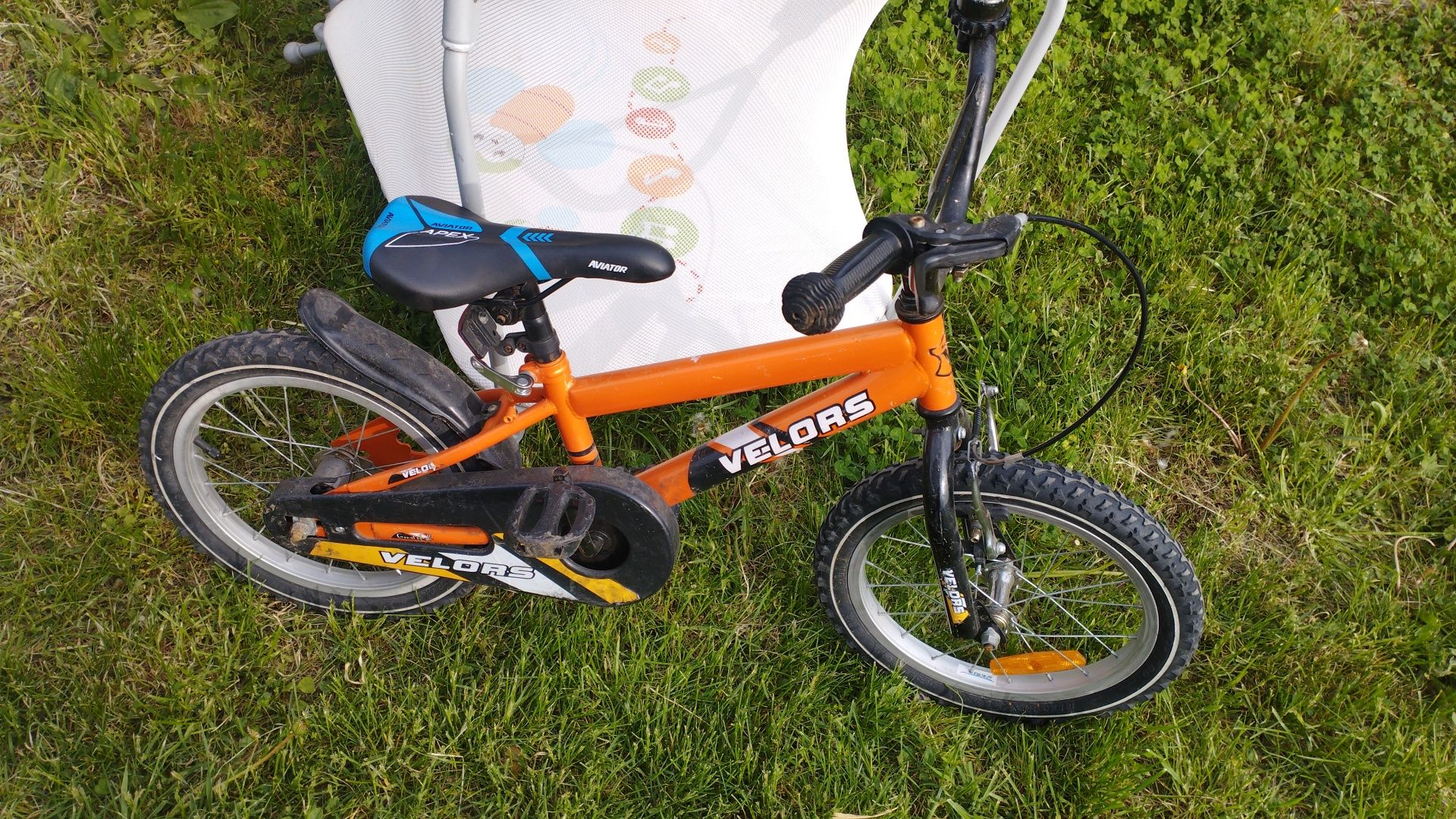 Vând bicicleta pentru copii.
