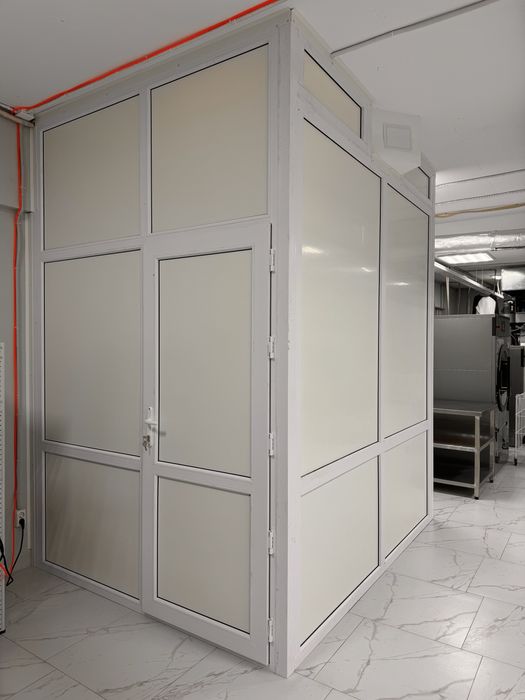 Пластиковые Перегородки двери окна холодильник