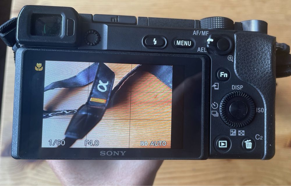 Sony A6400 с китов обектив 16-50mm OSS