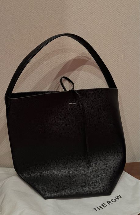 The Row tote, пишите сюда