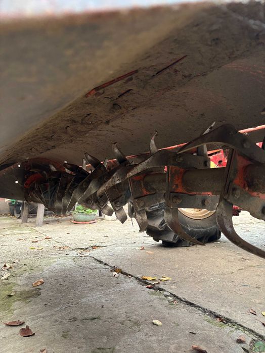 Tractor INTERHARV-IHC 654S+ Freza