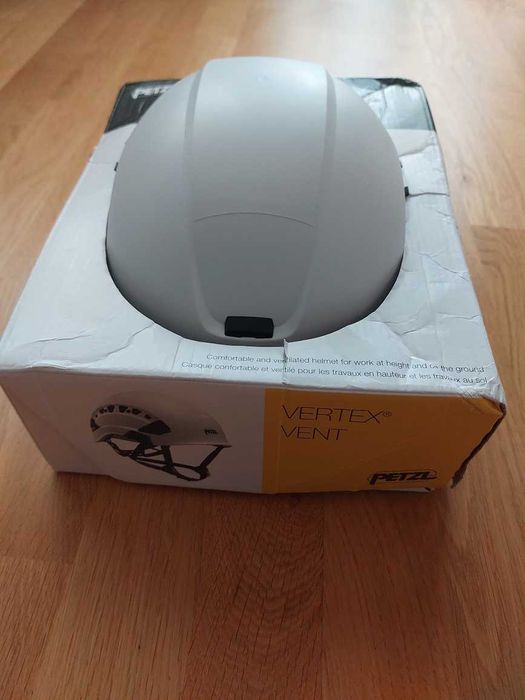 Чисто нови каски ”Petzl Vertex Vent”