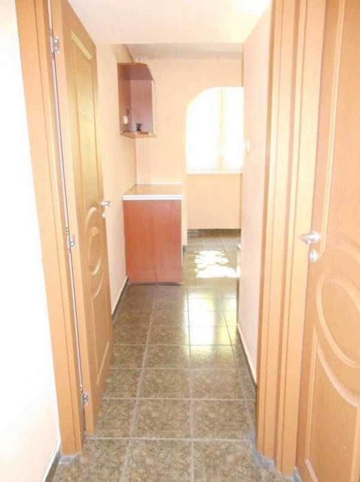 Дава се под наем Двустаен апартамент в София, Света Троица - 60 кв.м за 460 € - Снимка #2