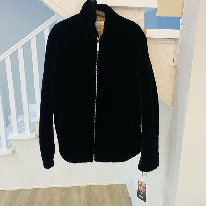 Новый мужской мутон сатылады размер 48,50 зимний