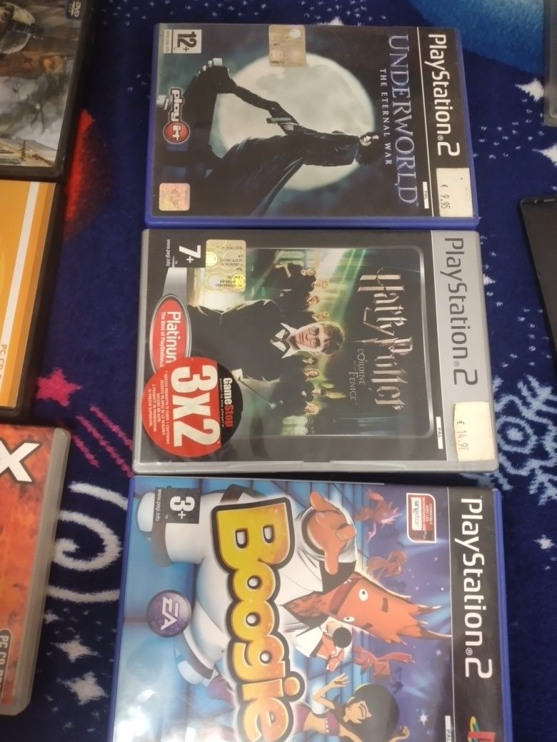 Vând jocuri pentru PS și PC