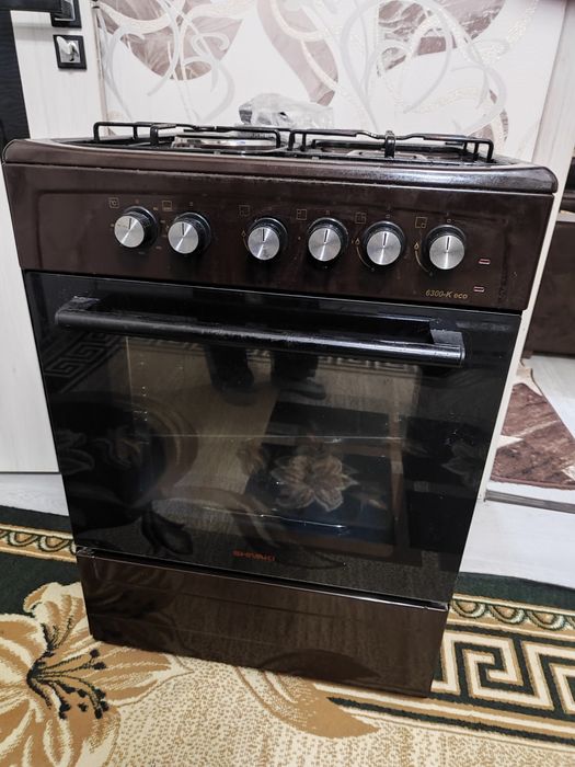 Газплита 1 комфотка электро плитка, 3 газовых состояние:отличное