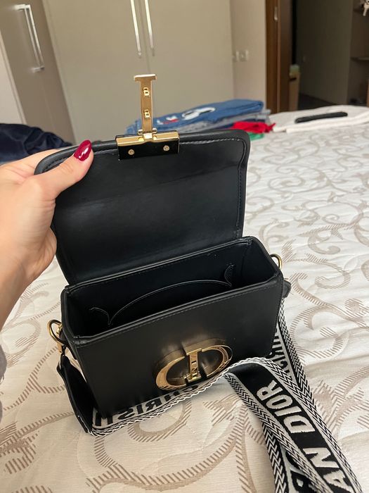 Черна дамска чанта