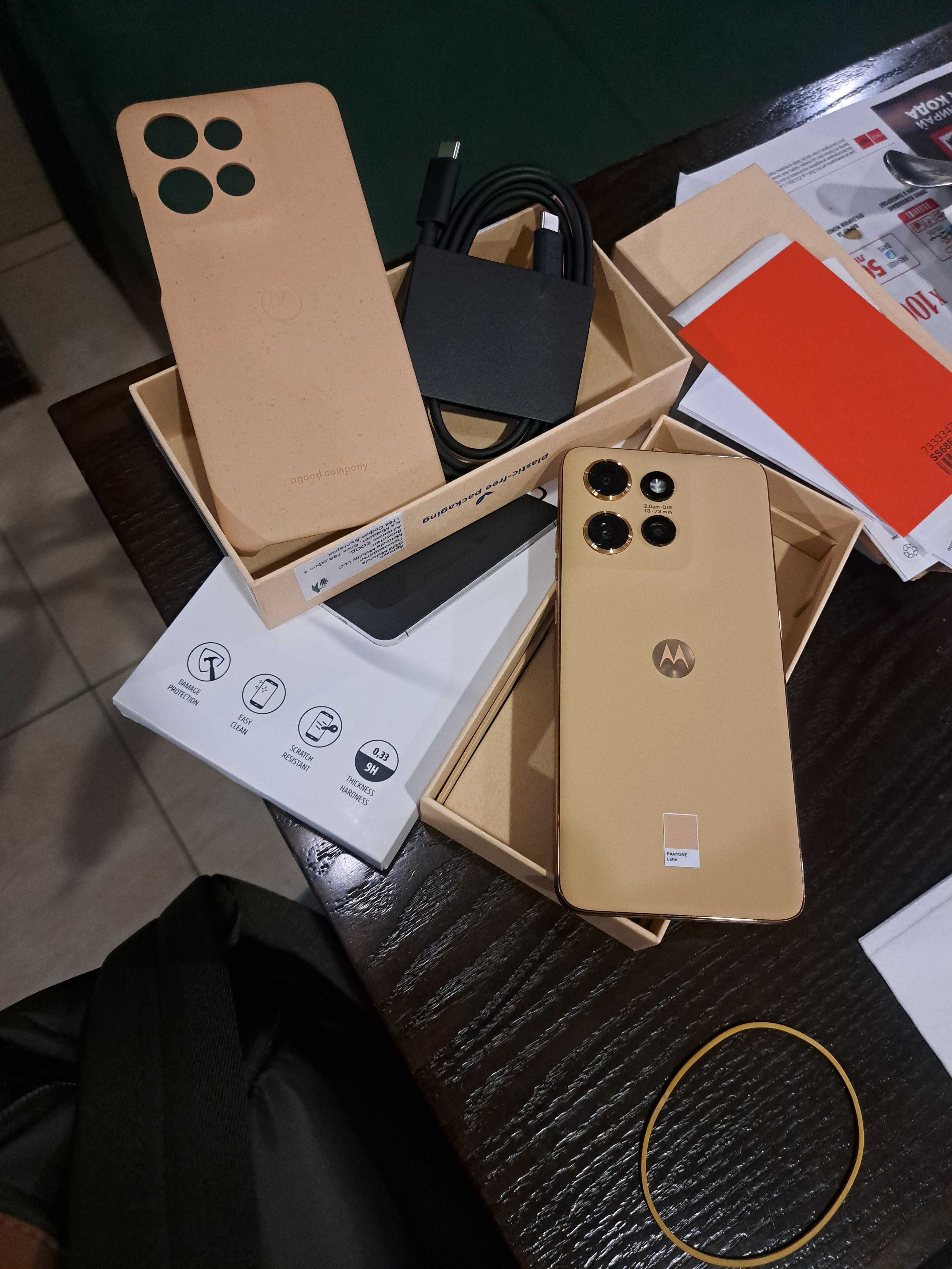 Motorola edge 50 neo Чисто нов.