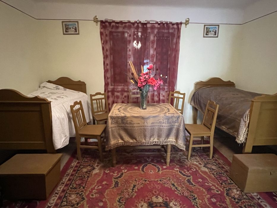 Mobilier rustic paturi , scaune, masa, dulap, scaun