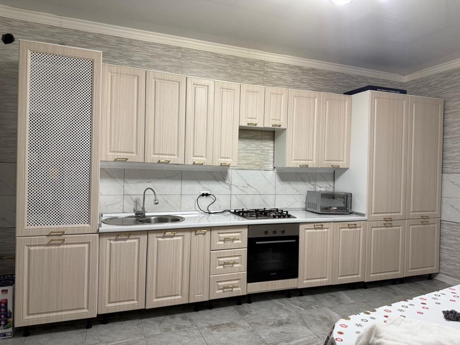 Продаю кухни гарнитур хорошим состояния