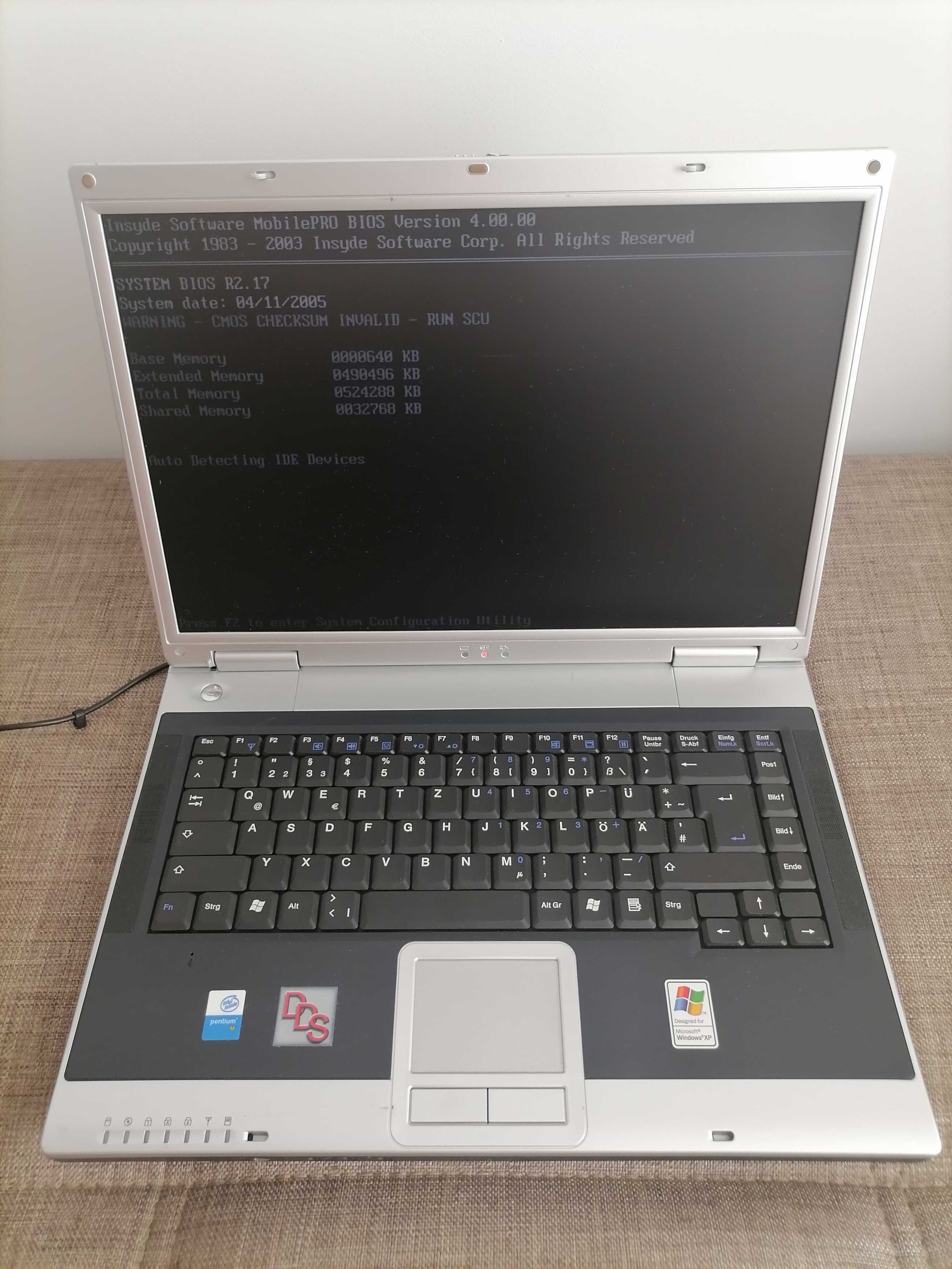 3 лаптопа ( Acer, Dell )