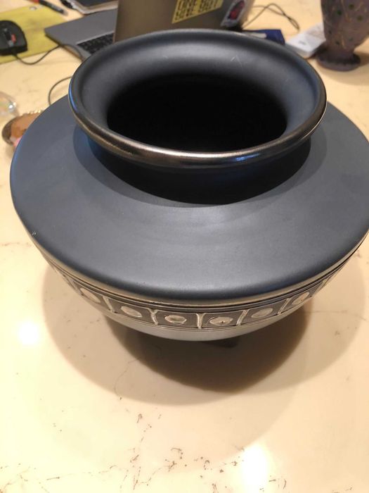 Порцеланова ваза