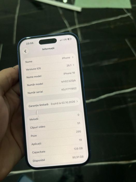 Iphone 16 ultramarine