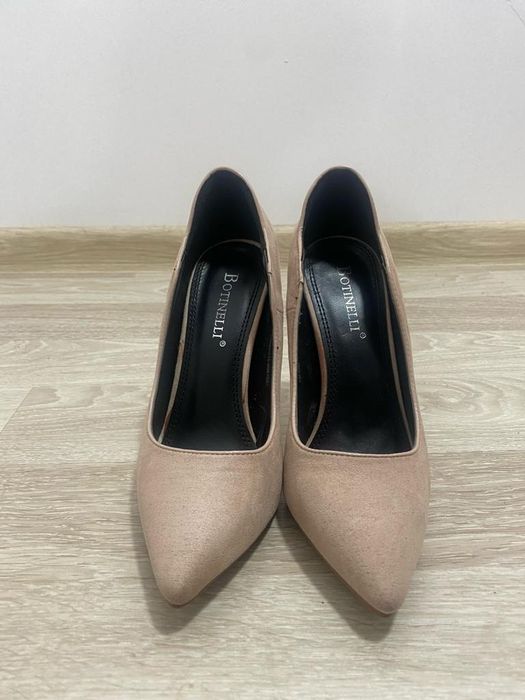 Pantofi stiletto marimea 36