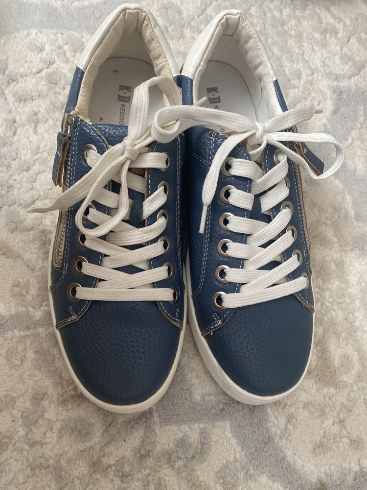 Продам кеды Keddo 38 р .