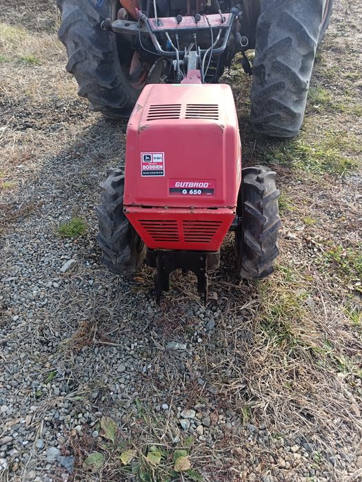 Vând motocultor Gutbrod