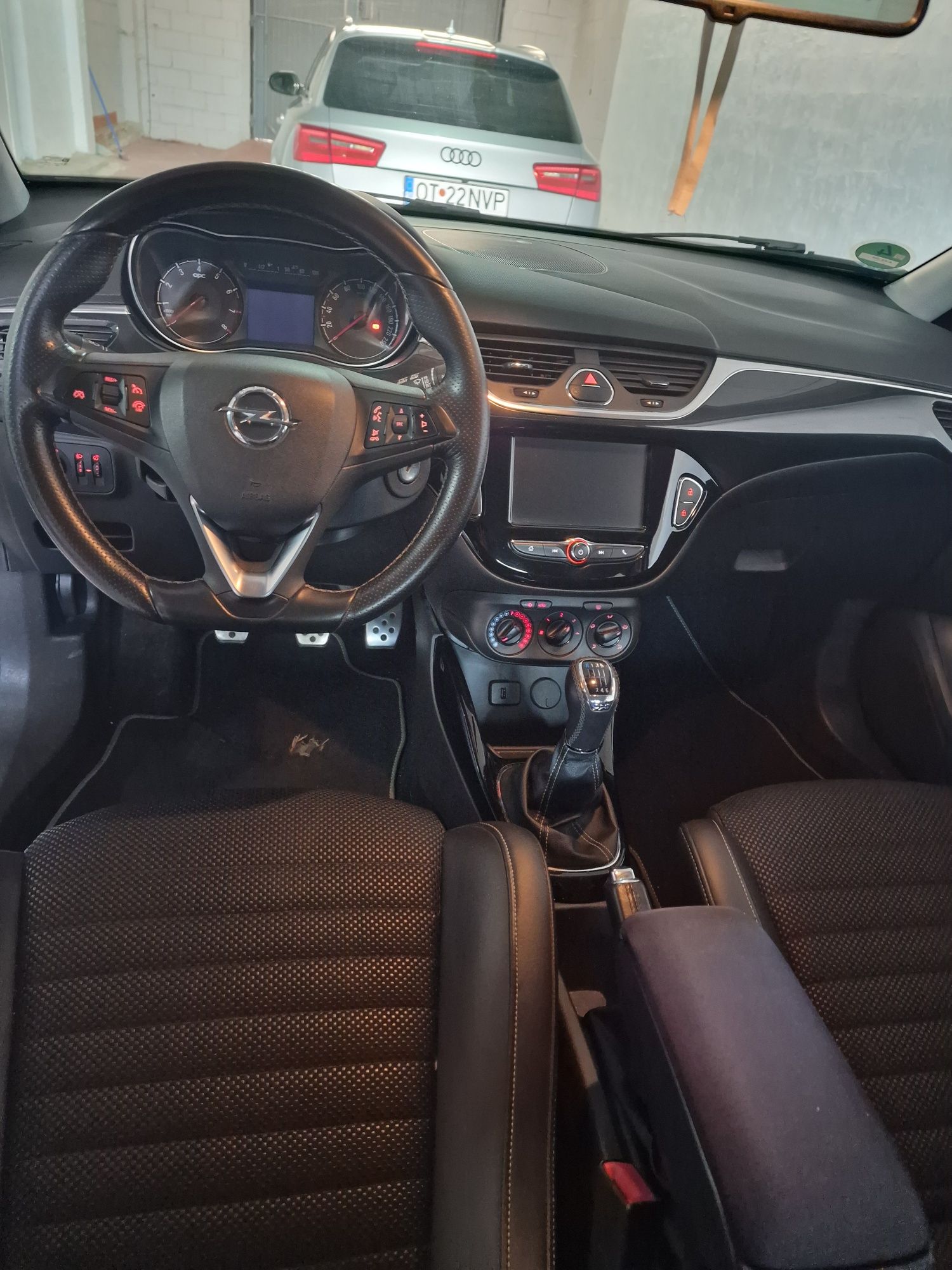 Corsa E OPC 2018 1.6T 207cp