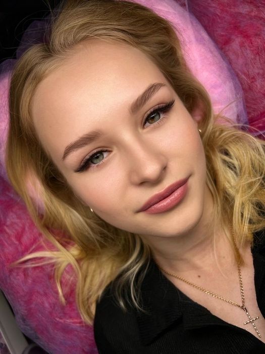 Наращивание ресниц  24/7