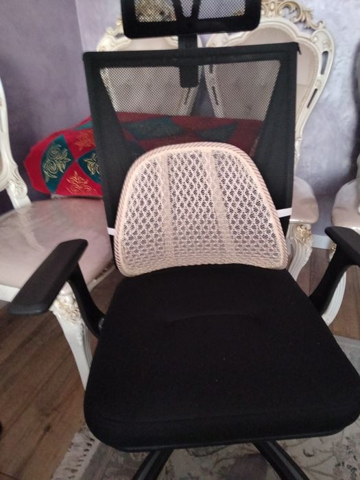 Продам стул на колесах