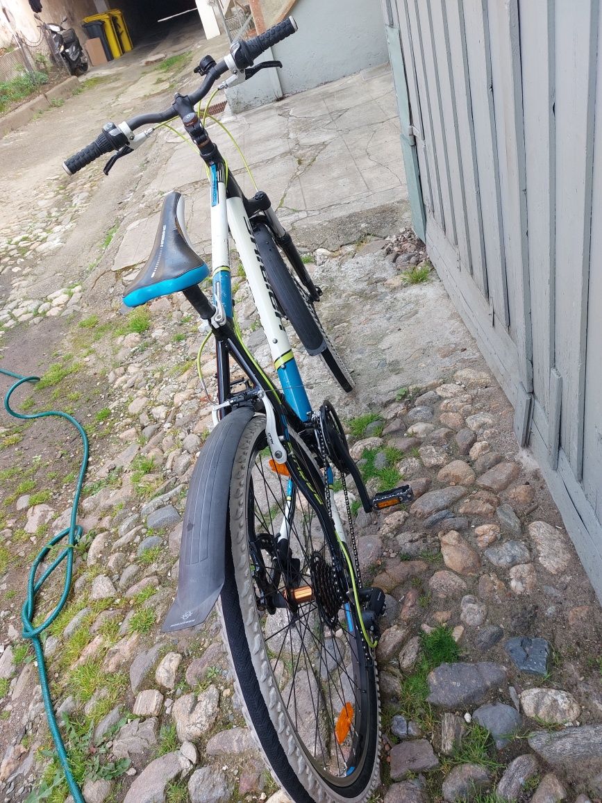 Vând bicicleta haibike