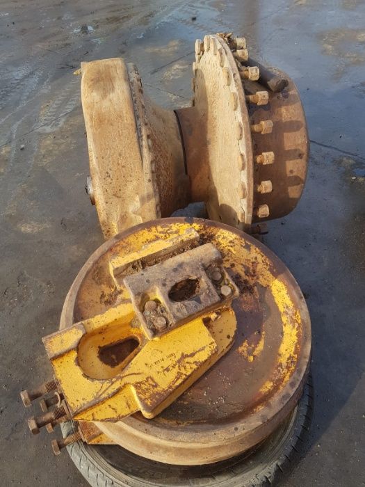 Transmisii si role intinzatoare buldozer Komatsu D65PX