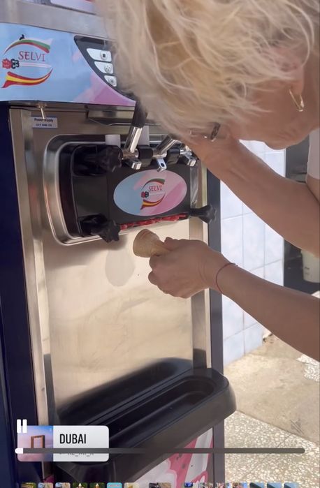 Mașini de înghețată Nou cu 1 an garanție 3000 €