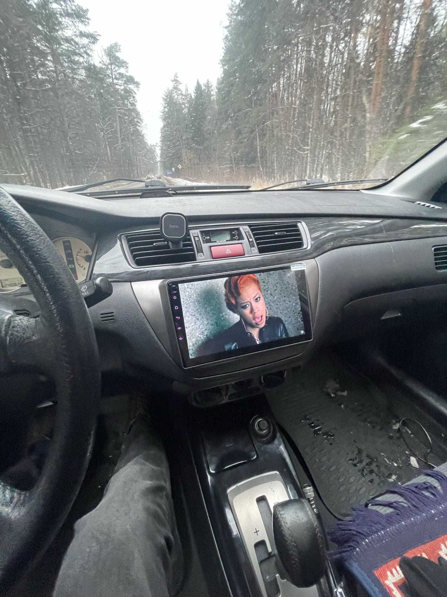 Navigatie Android Mitsubishi Lancer Waze YouTube GPS USB casetofon