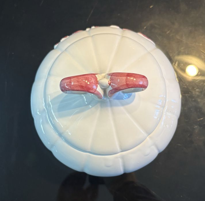 Керамичен буркан за сладки