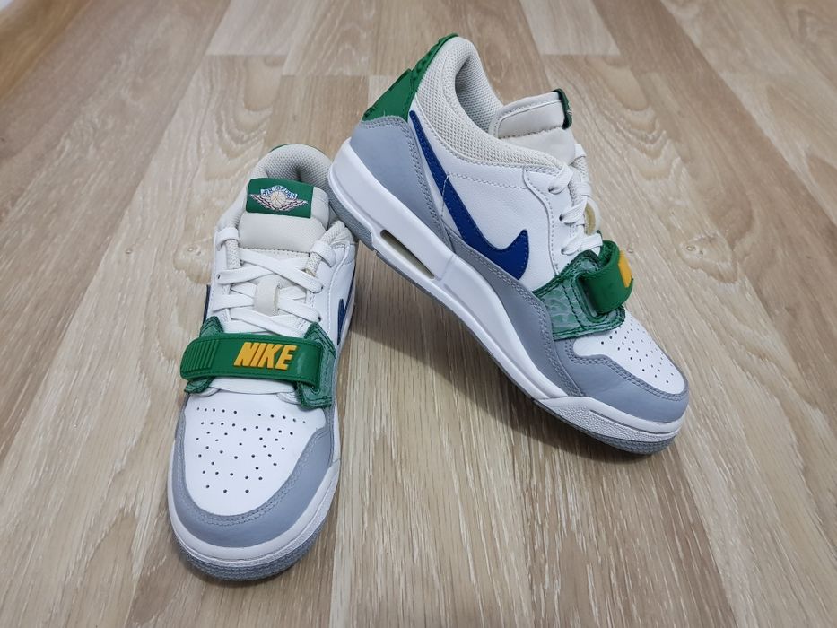 Adidasi Air Jordan mărimea 37,5 nike boost