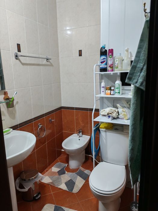 Продаю Срочно 4/2/5 Юнусабад 19 евро ремонт. 2ой зал. 87000 уе.