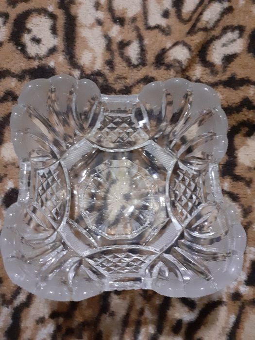 Хрустальные вазочки