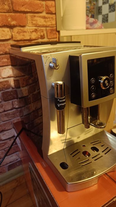 Кафе машина De'Longhi