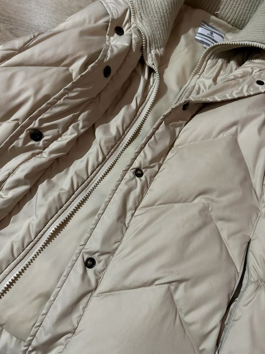 Дамскк елек в телесен цвят