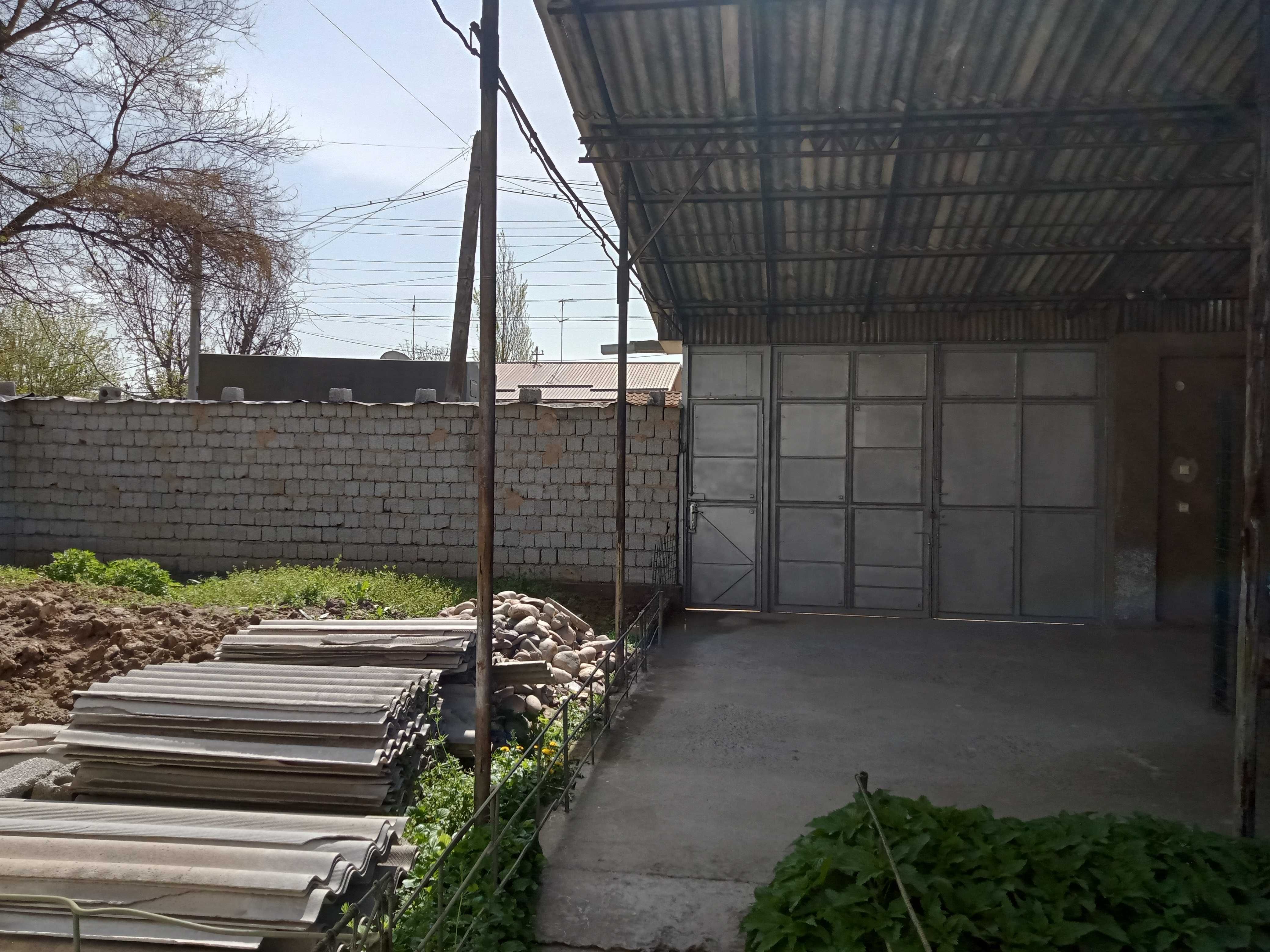 Yu  Продаётся дом на 4,8сотках земли Яшабадский район, 215школа