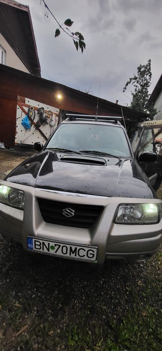 Vând Suzuki grand vitara