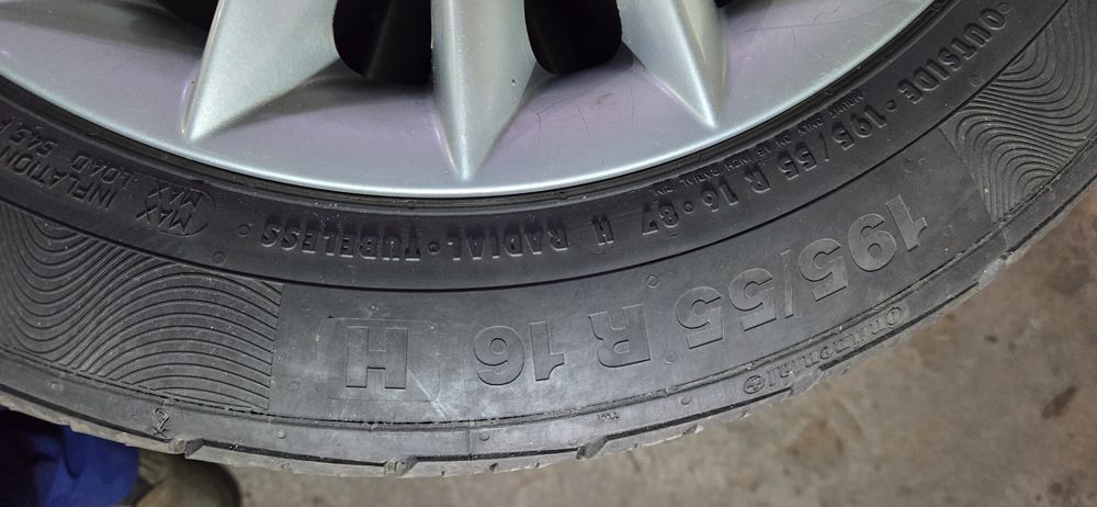 FIAT PUNTO Джанти със летни гуми 195/55/16 6J ET45 4×100 ДОТ 1317