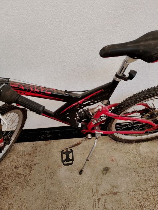 Bicicleta DHS,roti 26 '