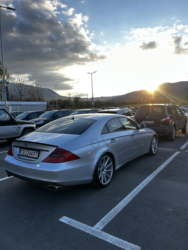 Продавам Mercedes CLS 500, 306, W219