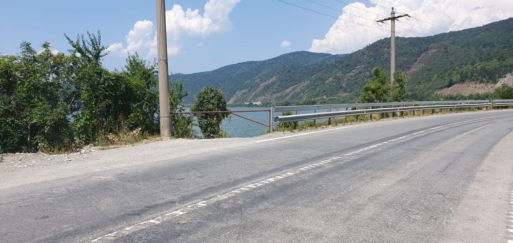 Vand teren deosebit la Dunare Berzasca