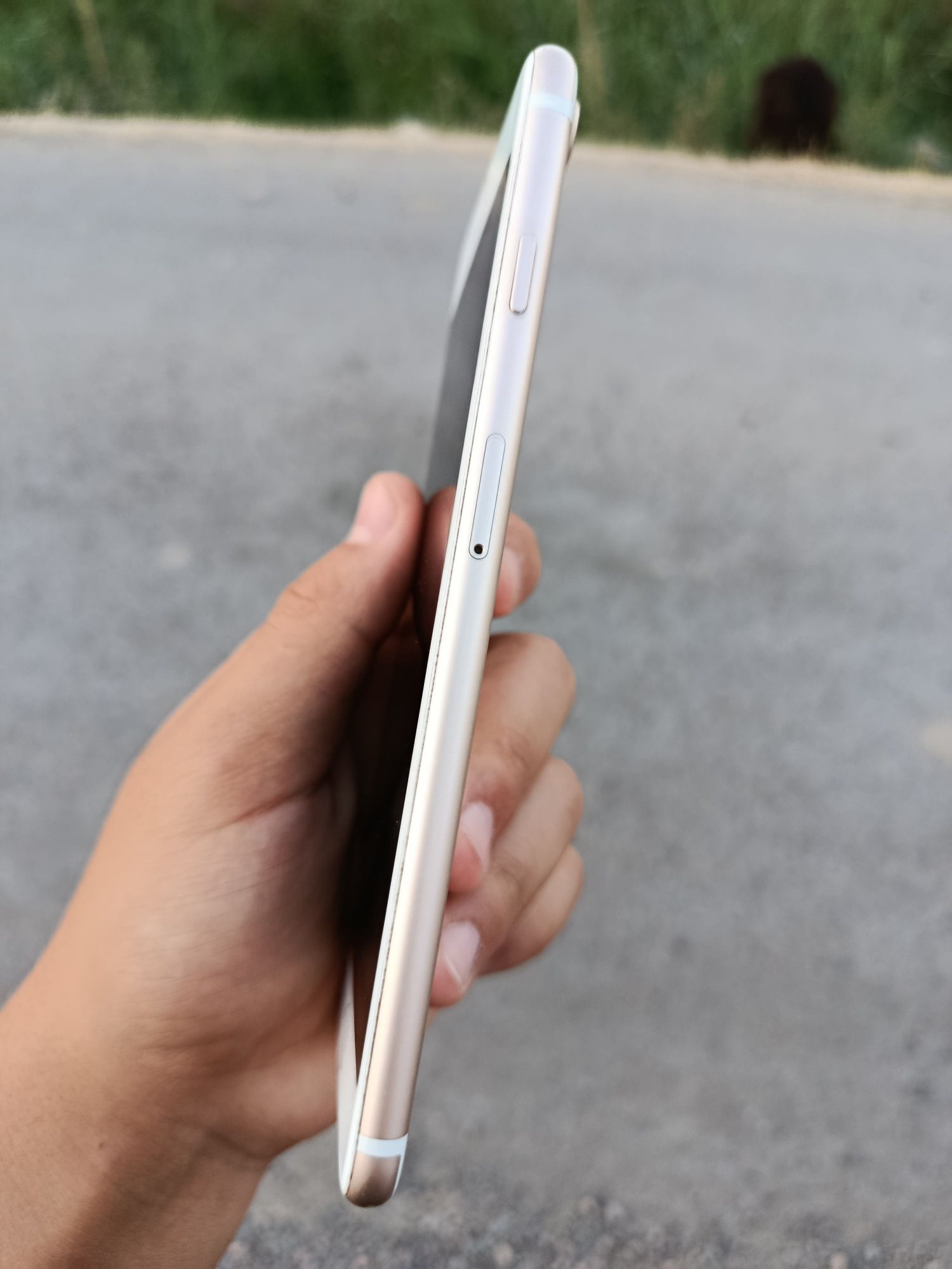 iPhone 7 puls 32GB maslo