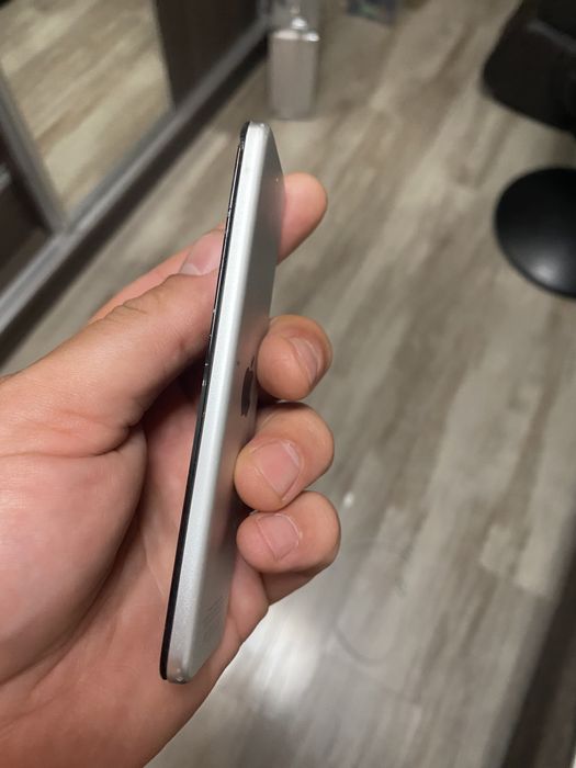 Vand telecomanda apple tv