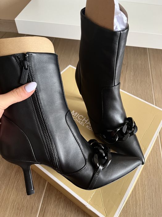 Кожени боти MICHAEL KORS нови