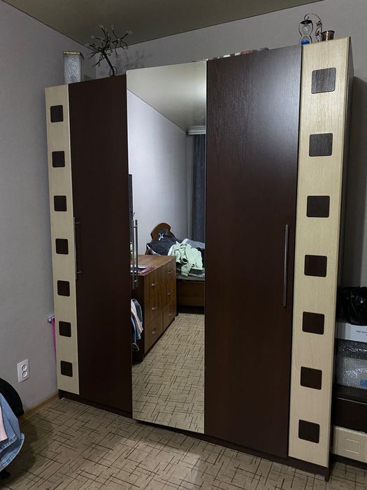 Шифанер с двумя тумбами