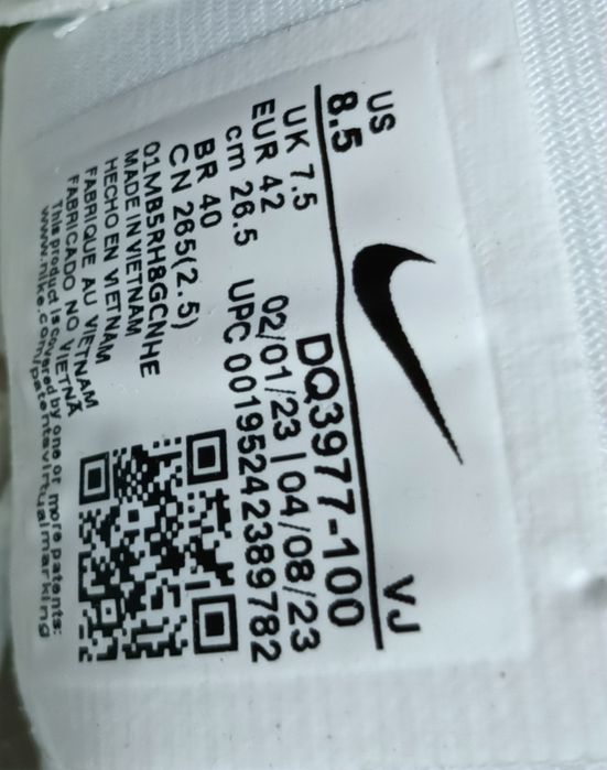 NikeAir Max Terrascape Plus Bărbați Chunky Adidași Alb/Platină