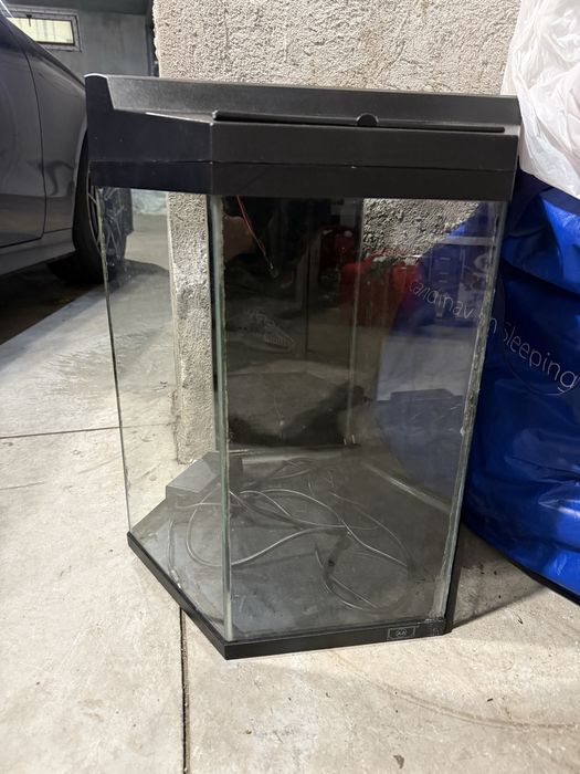 Acvariu hexagonal 60L