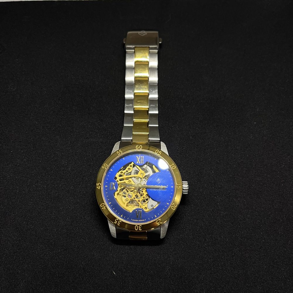 Часовник Seizmont Skeleton Automatic – с кутия, в добро състояние