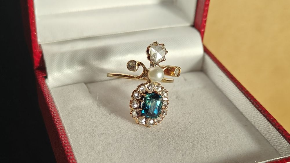 inel vechi deosebit aur safir diamante certificat