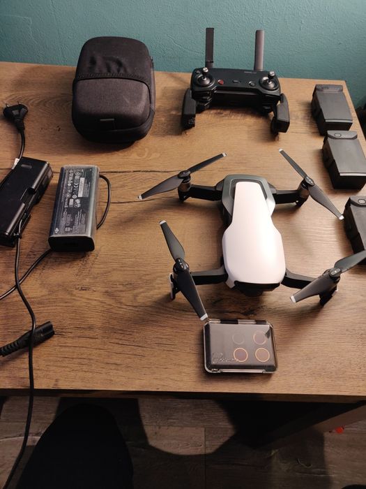 DJI Mavic Air Fly More Combo – stare impecabilă + filtre ND Polar Pro
