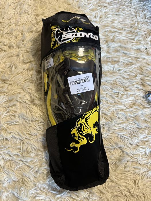 Продам наколенники scoyco k12 новые